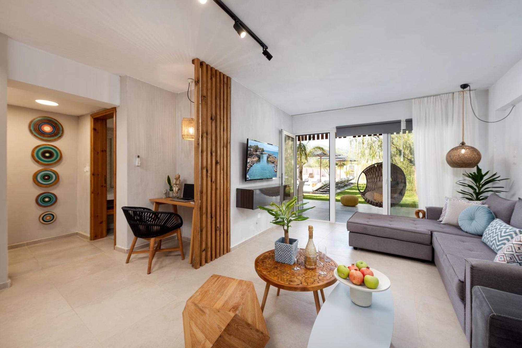 גאורגיופוליס Hypnosis Beachside Villa With Private Heated Pool מראה חיצוני תמונה